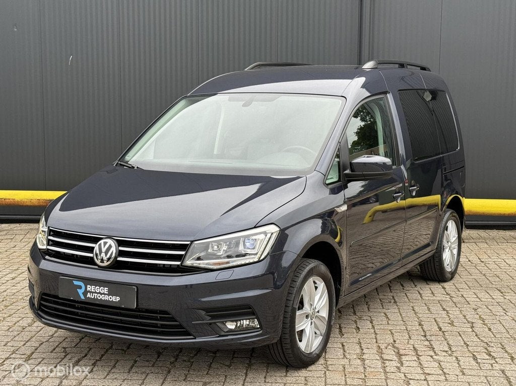 Volkswagen Caddy Combi 1.4 TSI Highline XENON | CAMERA, Voorwielaandrijving, 125 pk, Gebruikt, Blauw