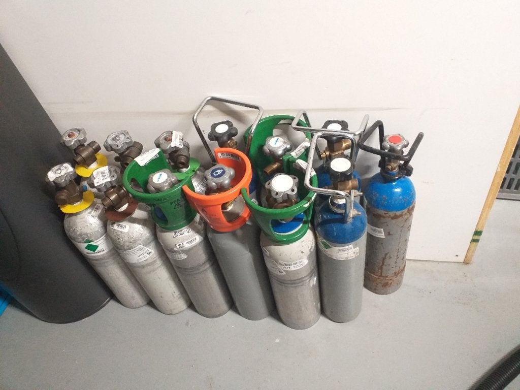 Gasfles eigendom, Ophalen, 250 ampère of meer, Co2