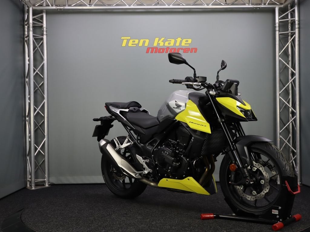 Honda CB 750 Hornet E-Clutch, 750 cc, Bedrijf, Meer dan 35 kW, ABS