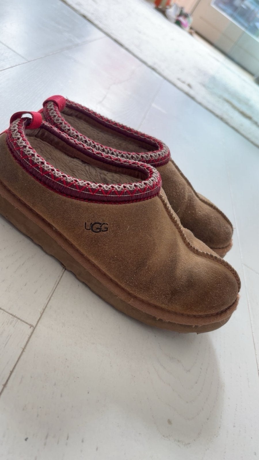 Uggs, Kleding | Dames, Schoenen, Ophalen of Verzenden, Zo goed als nieuw, Zwart, Pantoffels of Sloffen