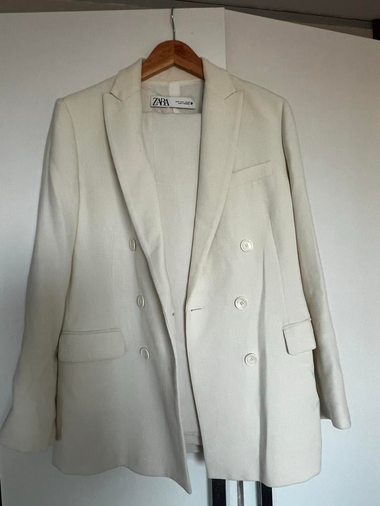 Zara Stijlvol blazer pak (blazer M, broek S), Maat 38/40 (M), Kostuum of Pak, Beige, Ophalen of Verzenden