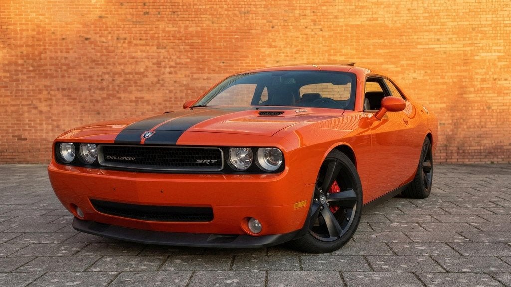 Dodge Challenger SRT 6.1L V8 432PK 2010, Auto's, Automaat, Gebruikt, 8 cilinders, 6100 cc