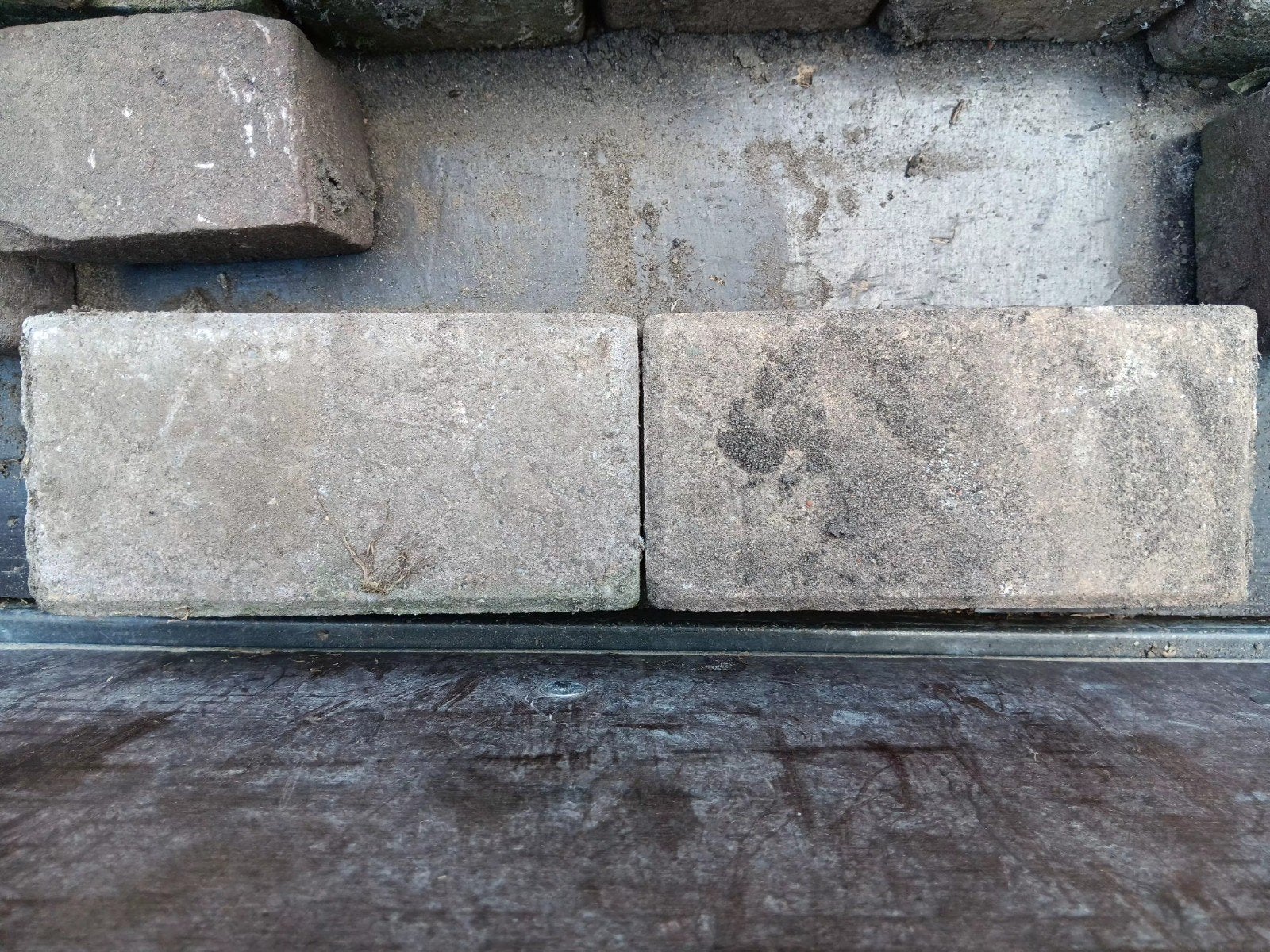 Gratis BKK's 110 stuks, Tuin en Terras, Ophalen, Klinkers, Zo goed als nieuw, Minder dan 5 m²