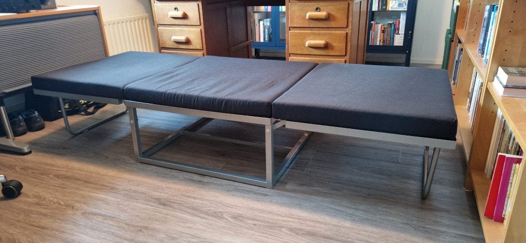 Opvouwbaar logeerbed / Poef, Ophalen, Gebruikt, 200 cm, Grijs
