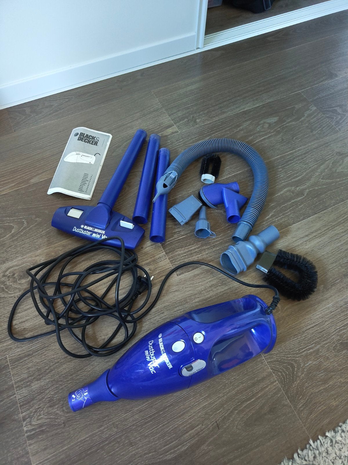 Black & Decker Dustbuster Mini Vac - Compact en werkt, Ophalen of Verzenden
