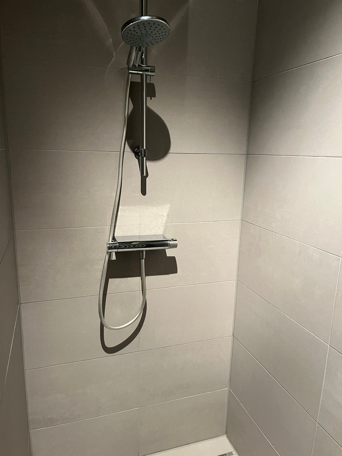 Villeroy & Boch Muurtegels 30x60 cm en bijpassende plinten, 40 tot 60 cm, Nieuw, Ophalen of Verzenden, Minder dan 5 m²