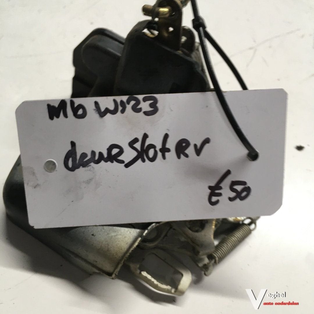 W123 Deurslot Slotmechaniek  Rechtsvoor, Gebruikt, -, -, Ophalen of Verzenden