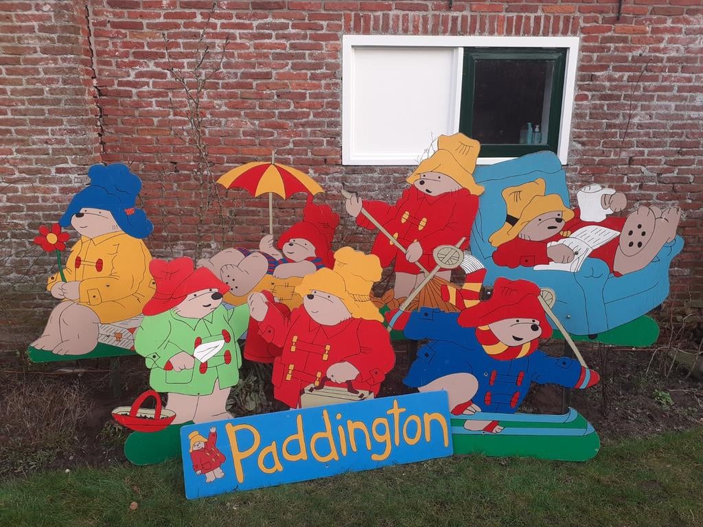 Paddington straatversiering te huur, Hobby en Vrije tijd, Feestartikelen | Verhuur, Zo goed als nieuw, Overige, Ophalen