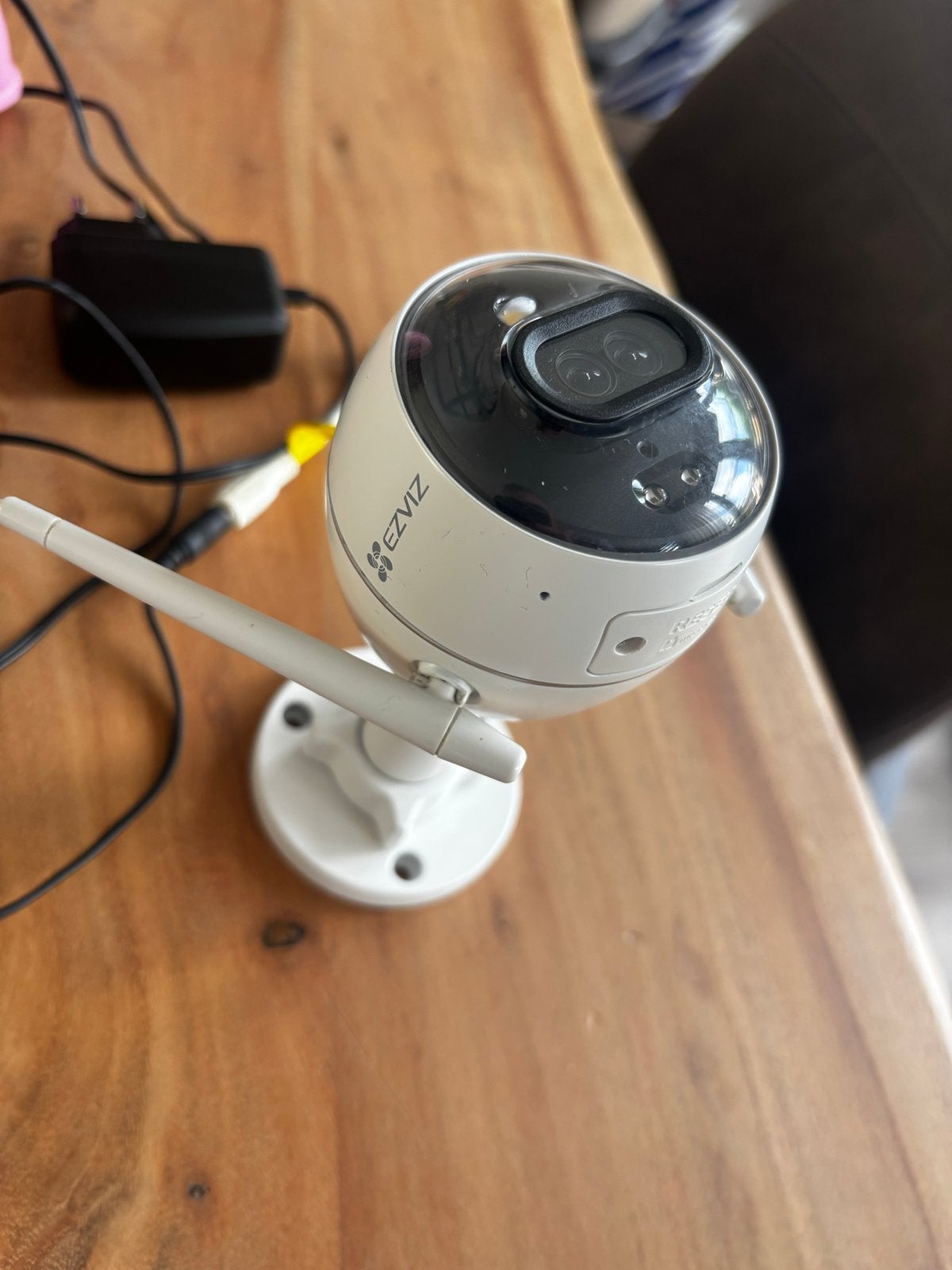 EZVIZ Buitencamera - H3C, Audio, Tv en Foto, Videobewaking, Ophalen of Verzenden, Zo goed als nieuw, Binnencamera