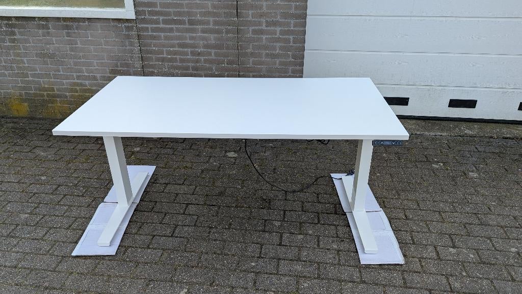 Markant elektrisch verstelbaar sta-zit bureau 160x80 cm, Ophalen, Zit-sta bureau, Zo goed als nieuw, Wit