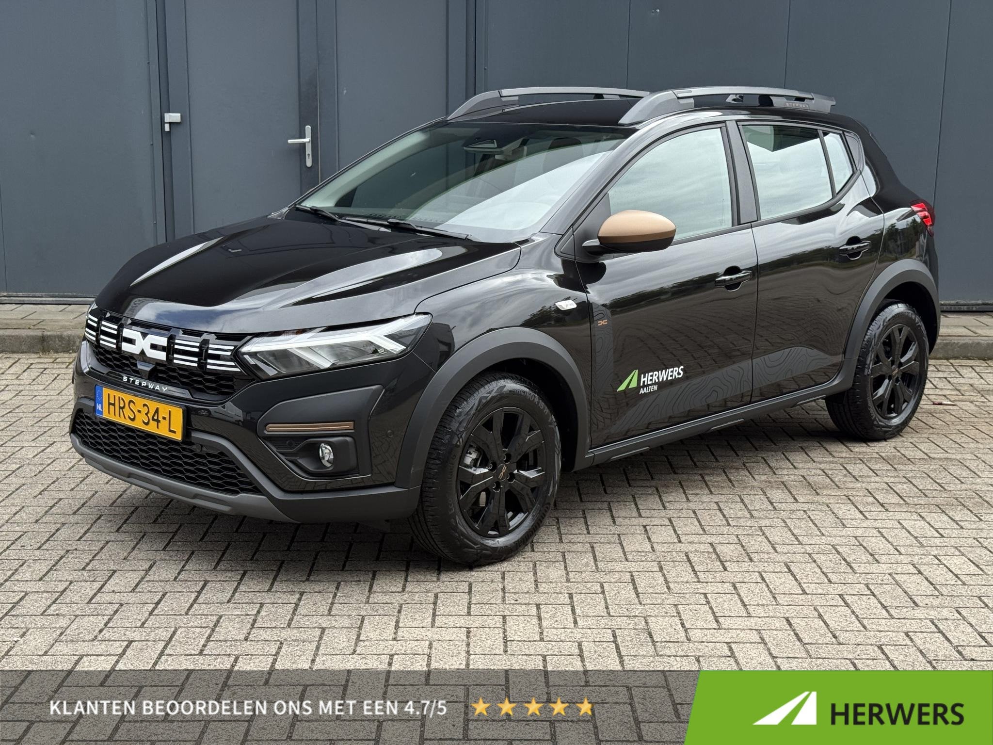 Dacia Sandero Stepway TCe 110PK Extreme / Stoelverwarming /, Auto's, Voorwielaandrijving, Stof, Euro 6, Automatische klimaatregeling