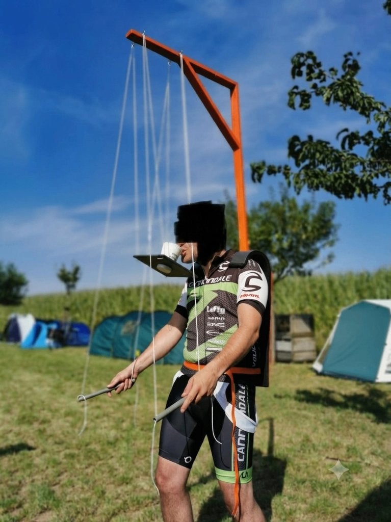 Beer Puppeteer - Drinkspel - 2 stuks, Ophalen, Zo goed als nieuw, Feestartikel, Overige