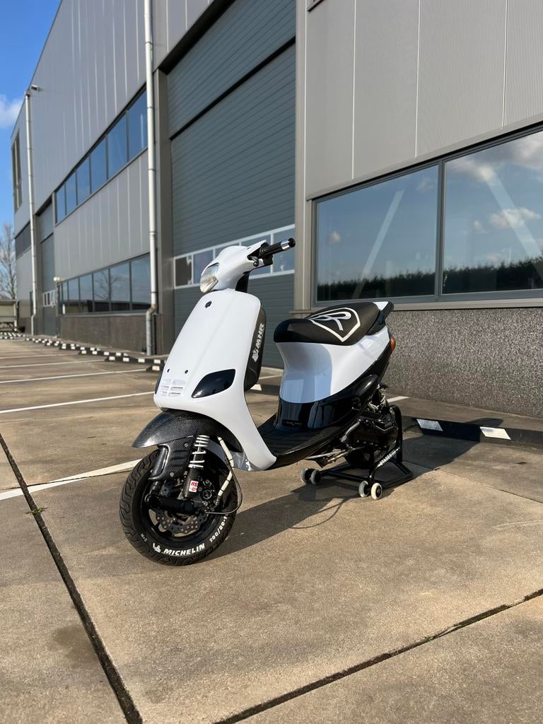 Type 3 Custom 172cc, Fietsen en Brommers, Scooters | Piaggio, Zo goed als nieuw, Zip, Tweetakt, Ophalen of Verzenden