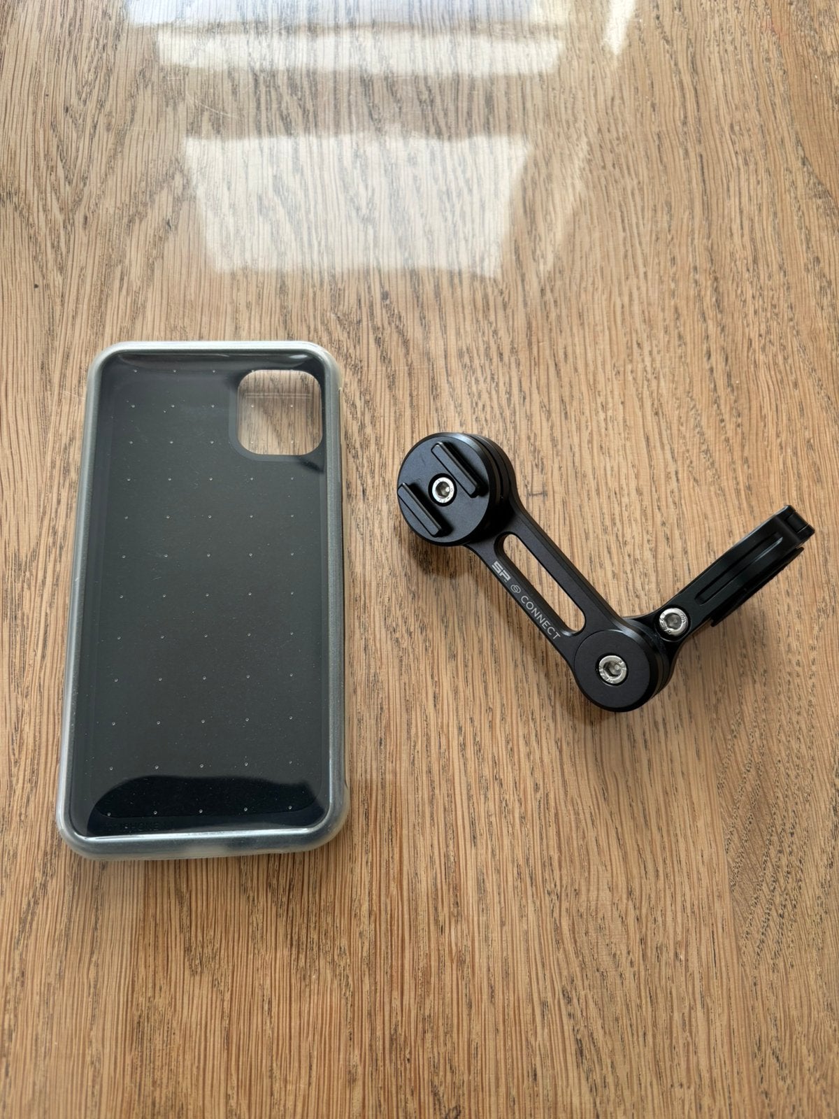 SP Connect steun iphone 11 hoesje, Telecommunicatie, Ophalen of Verzenden, Zo goed als nieuw, Overige typen