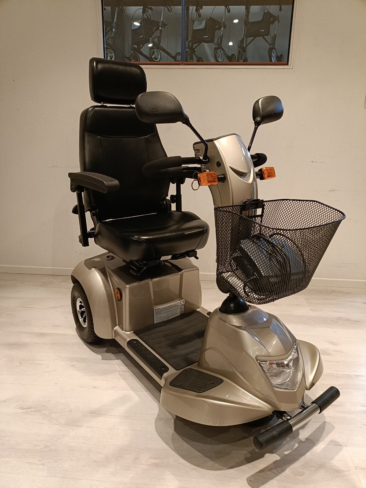 Vermeiren Ceres Deluxe scootmobiel + Garantie + Servicebeurt, -, -, Ophalen of Verzenden, Zo goed als nieuw