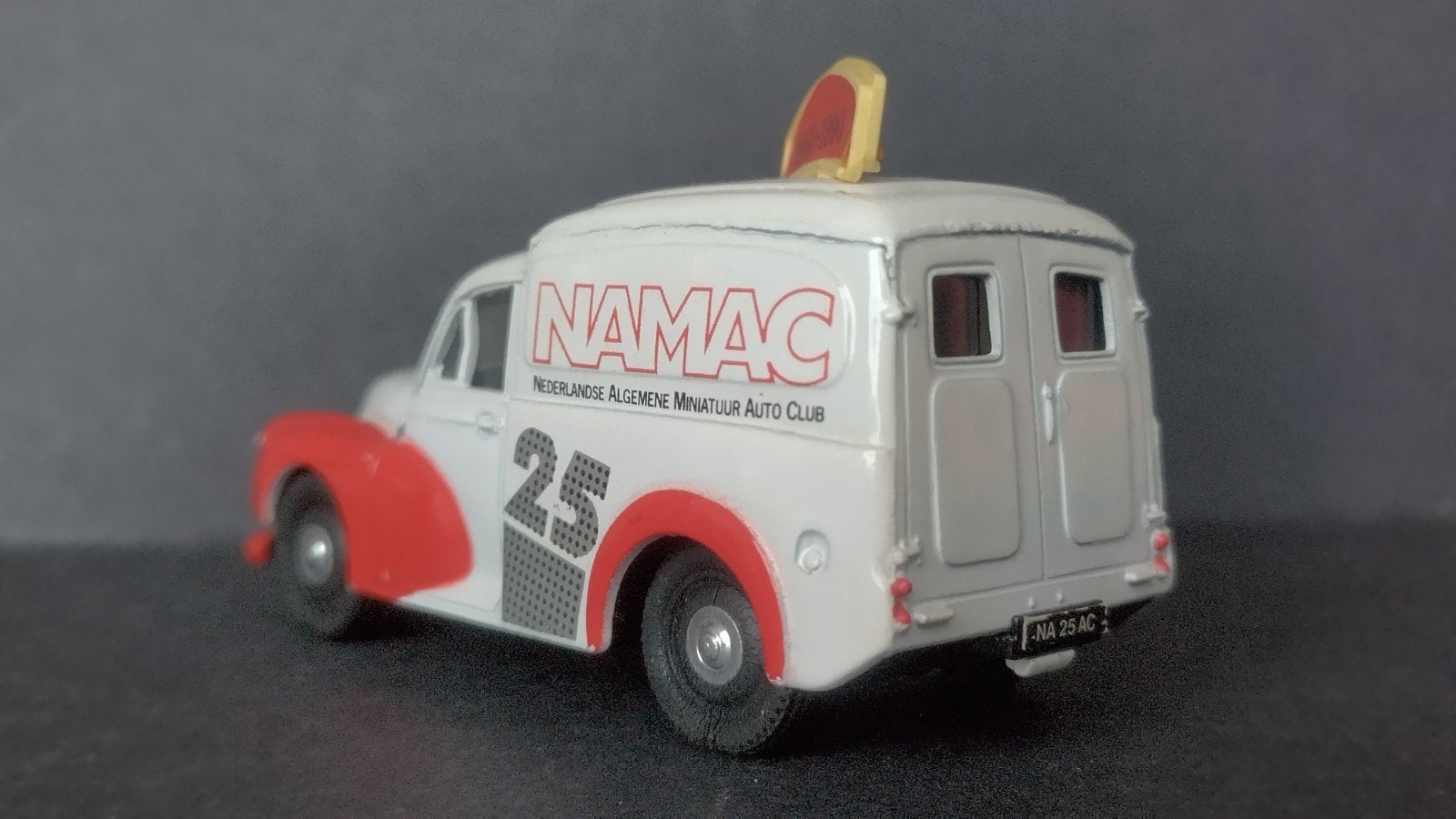 Morris Minor Van Namac 1:43 Corgi Classics Pol, Auto, ., Zo goed als nieuw, .