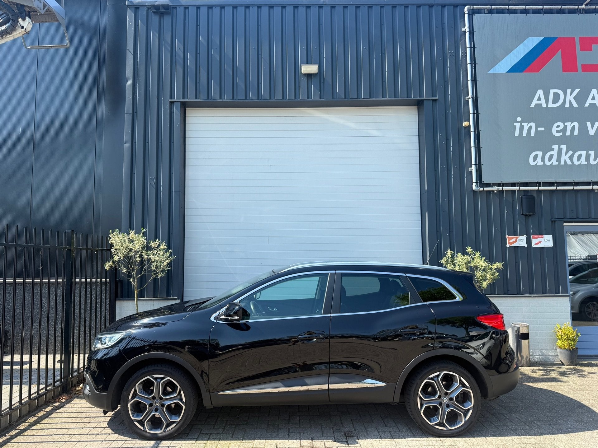 Renault Kadjar 1.2 TCe Bose PANO/TREKHAAK/PDC/LANE ASSIST/NA, Auto's, Renault, Voorwielaandrijving, Kadjar, Gebruikt, 4 cilinders
