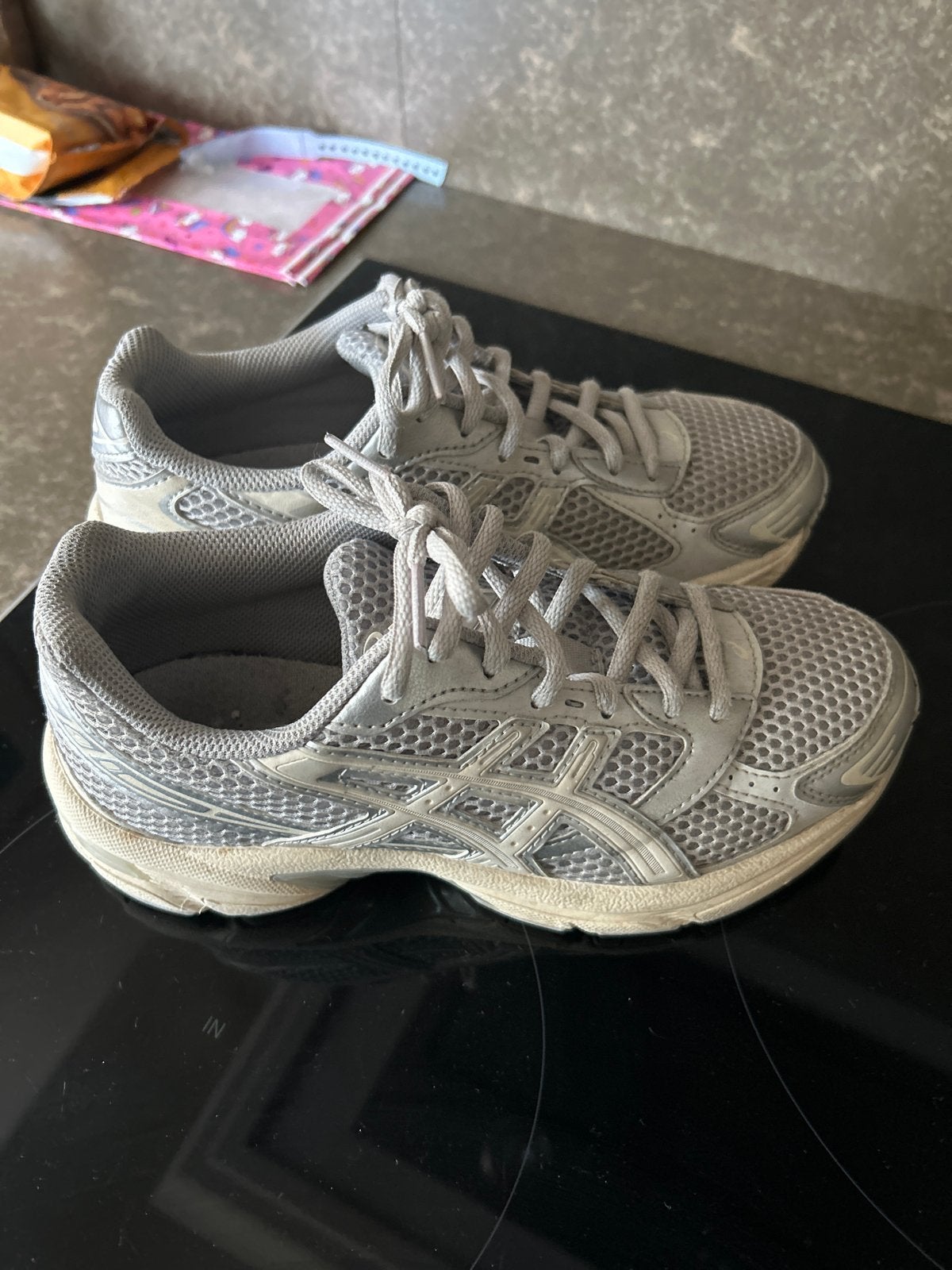 ASICS sneakers maat 37, grijs zgan, Ophalen of Verzenden, Gedragen, Grijs, Sneakers of Gympen