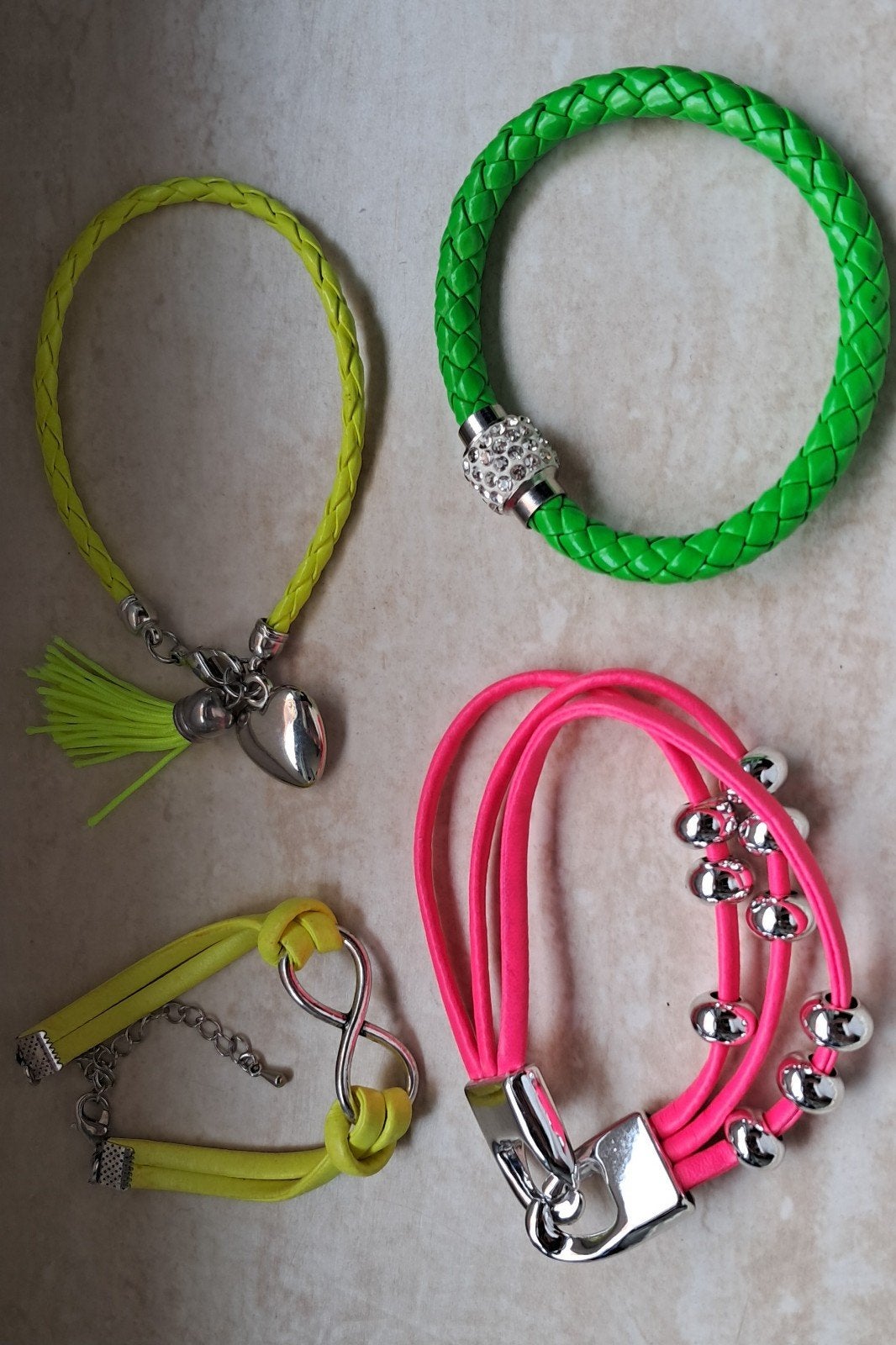 Armbandjes., Ophalen of Verzenden, Overige kleuren, Armband
