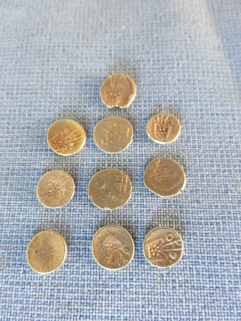 10 Gouden muntjes van Fanam India - ca. 1700 - bodemvondst, Ophalen of Verzenden, Zuid-Azië, Setje, Goud