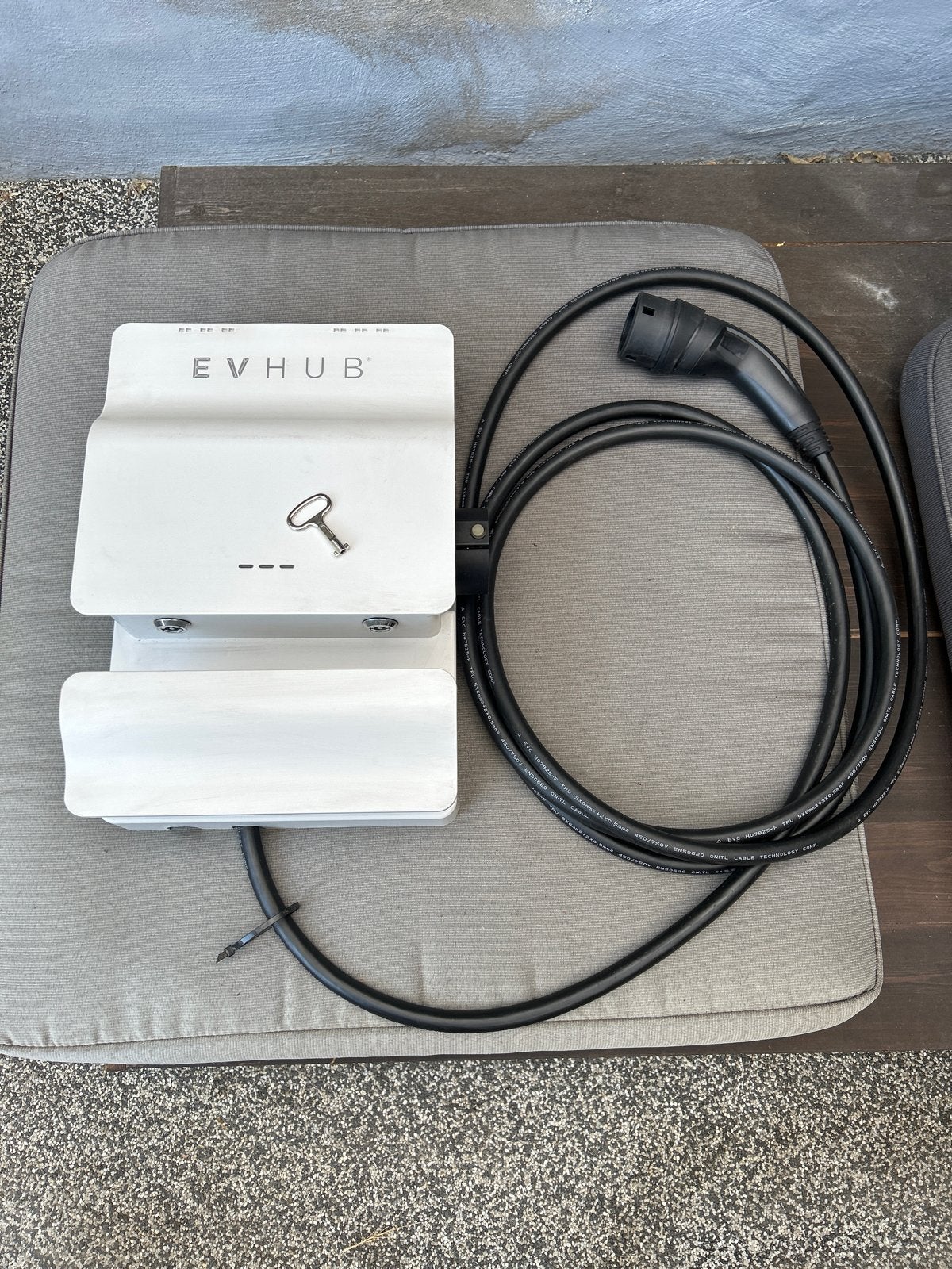 EV Hub 11 kw Laadpaal met Laadkabel, Ophalen of Verzenden, Gebruikt, Laadpaal en Laadkabel