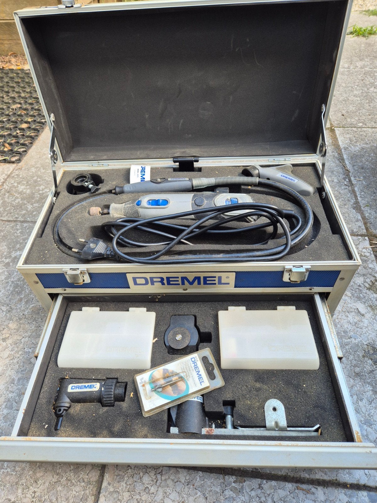 Dremel 4000 set in luxe koffer met precisie hulpstukken, Ophalen, Gebruikt, Variabele snelheid, Overige typen