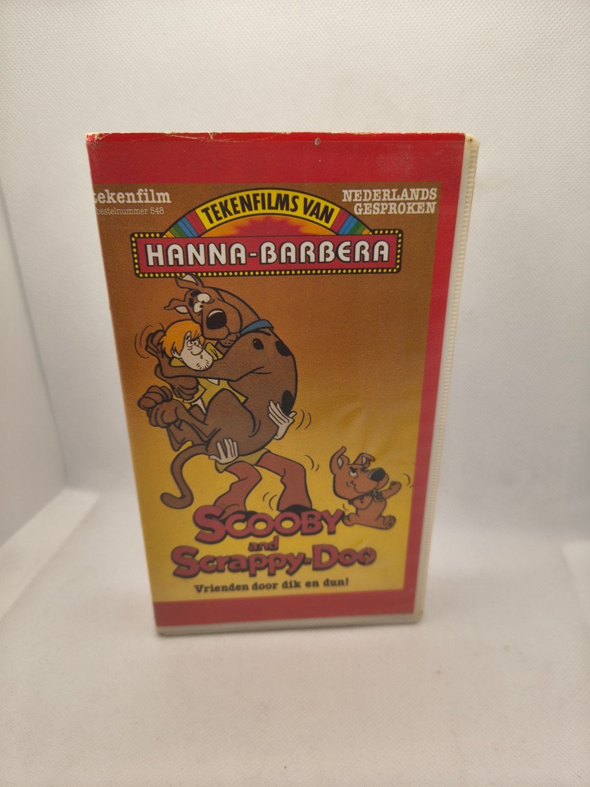 Scooby and scrappy-doo vrienden door dik en dun VHS, Alle leeftijden, Ophalen of Verzenden, Zo goed als nieuw