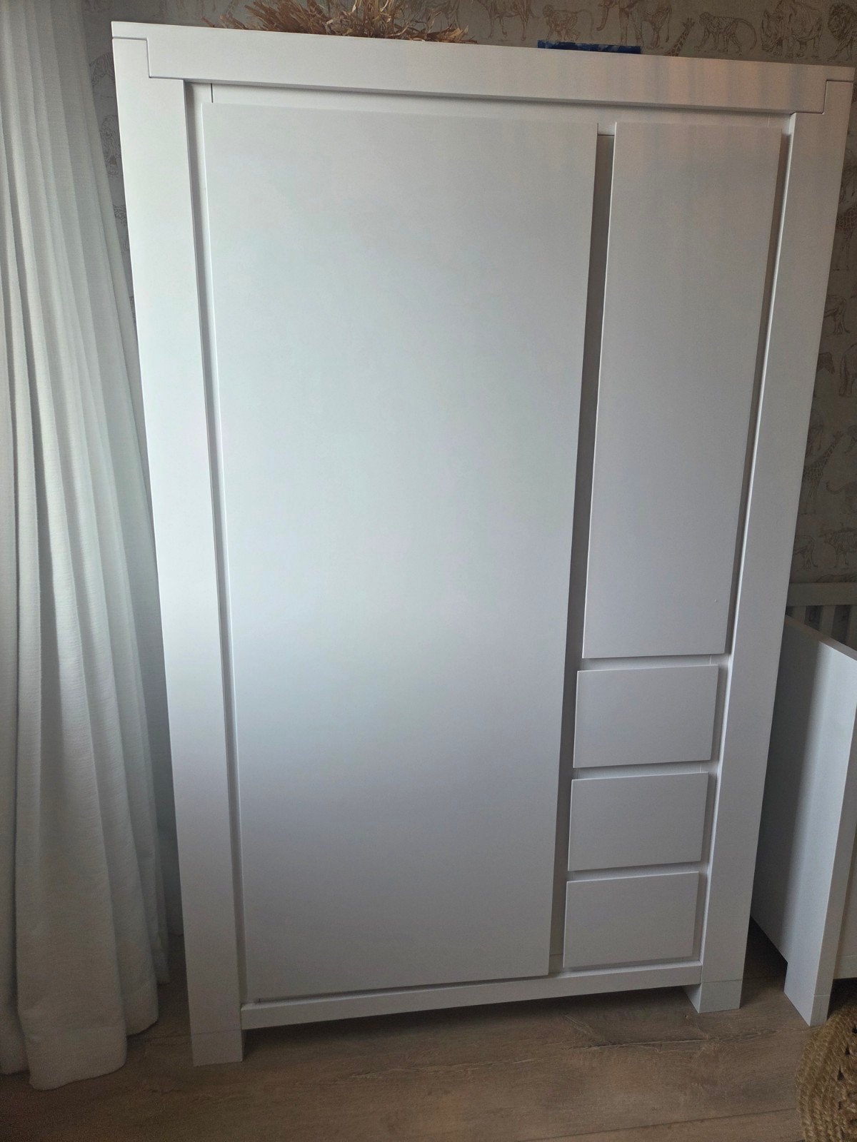 Witte kledingkast met lades en deuren, Kinderen en Baby's, Kinderkamer | Commodes en Kasten, Ophalen of Verzenden, Gebruikt