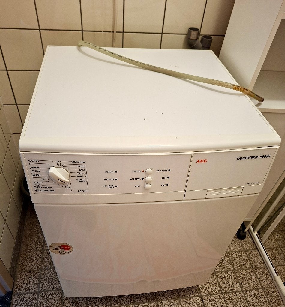 AEG wasdroger, Ophalen, Gebruikt, Luchtafvoer, 85 tot 90 cm
