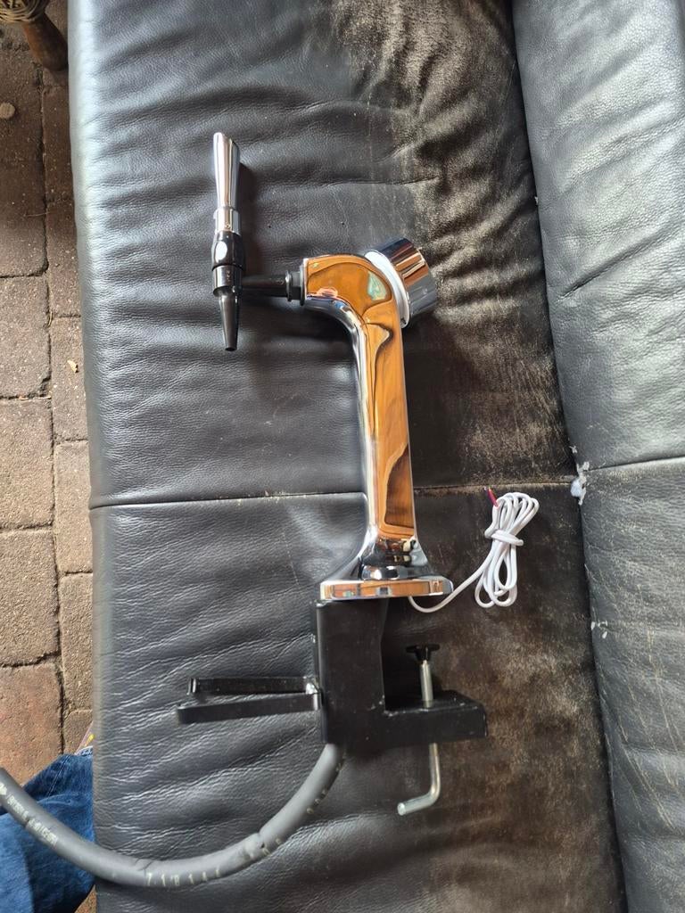 Bier Tapkraan met Beugel - Perfect voor Thuisbar, Ophalen, Zo goed als nieuw, Overige merken