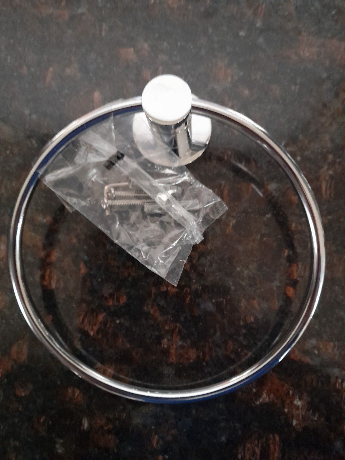 Nieuw handdoekring nooit gebruikt., Ophalen, Nieuw, Wit