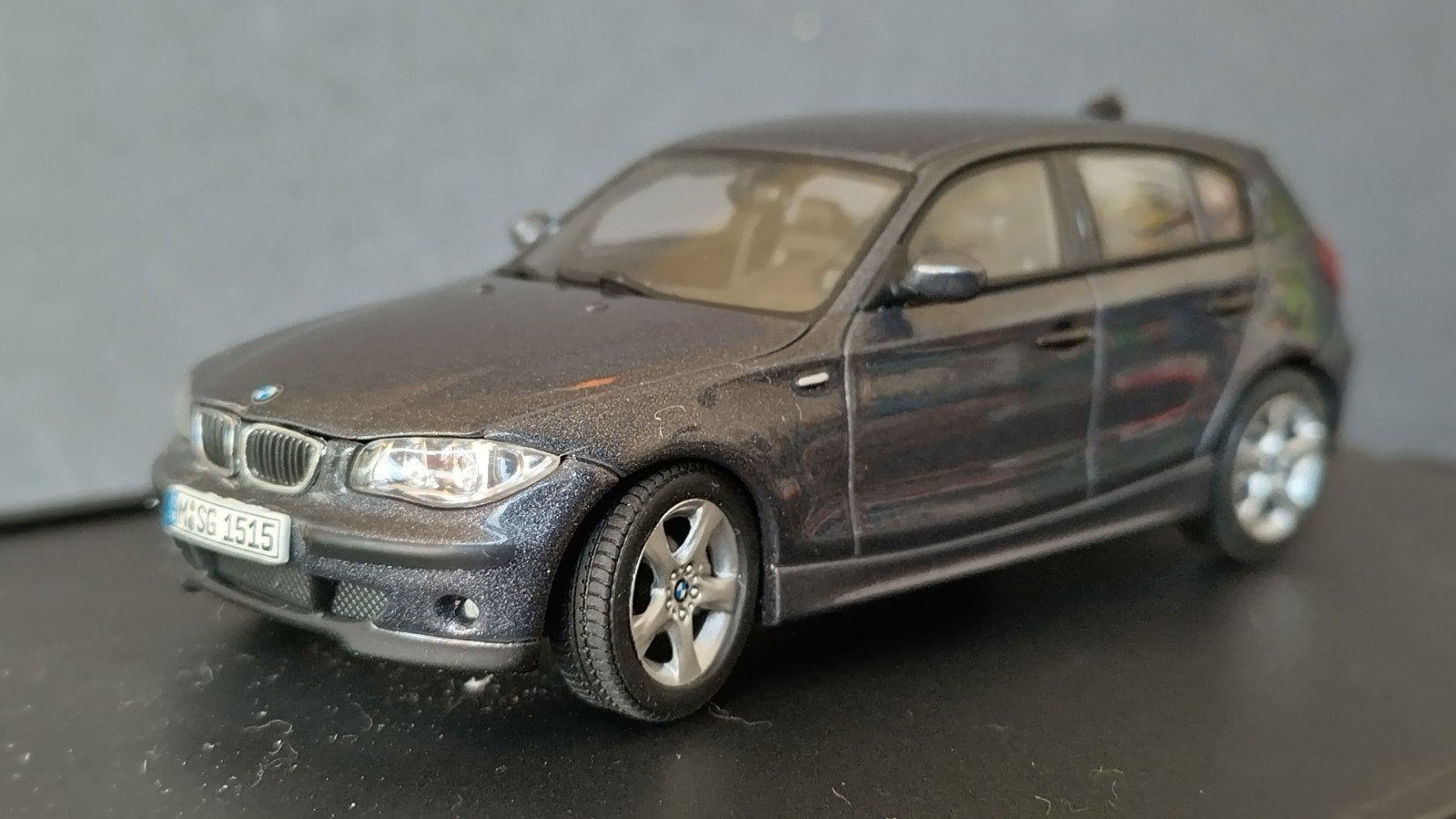 BMW 1 serie 1:43 Schuco Pol, Hobby en Vrije tijd, Modelauto's | 1:43, Overige merken, N, Auto, Verzenden