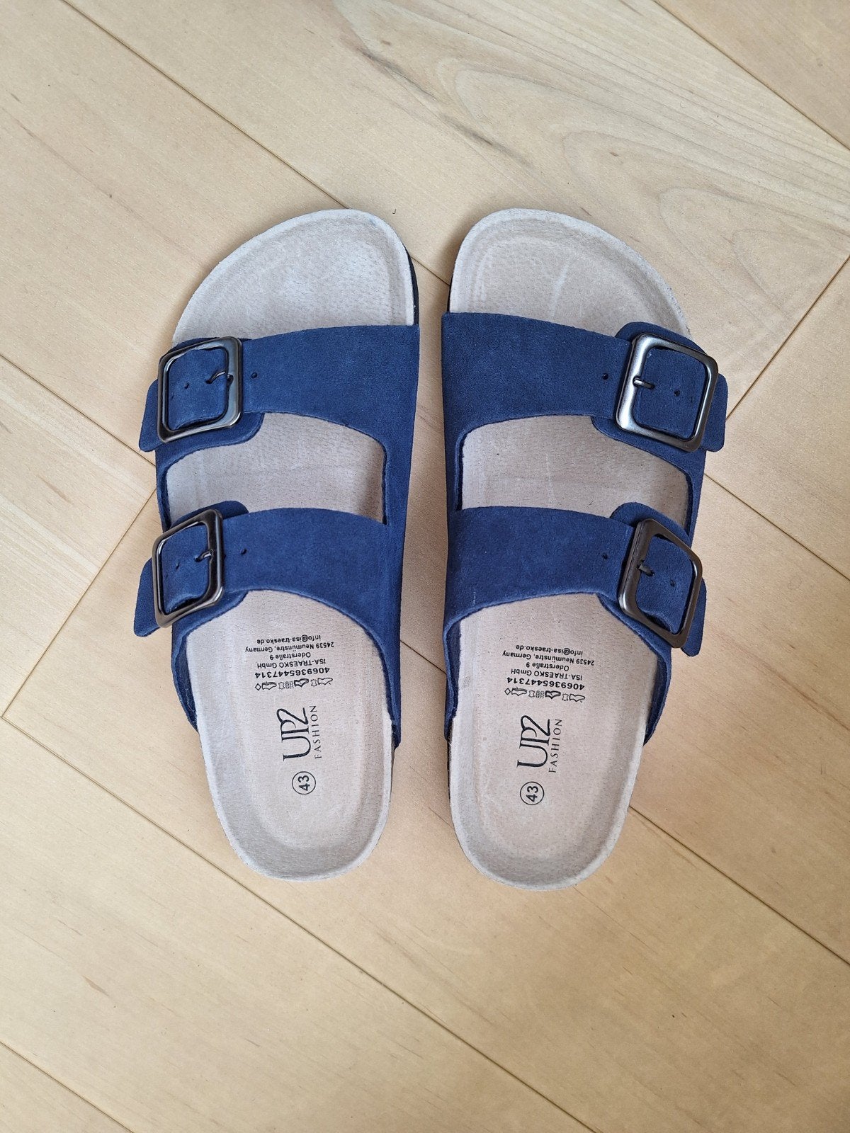 Slippers nieuw mt 43 blauw, Kleding | Dames, Schoenen, Slippers, Blauw, Nieuw, Ophalen of Verzenden