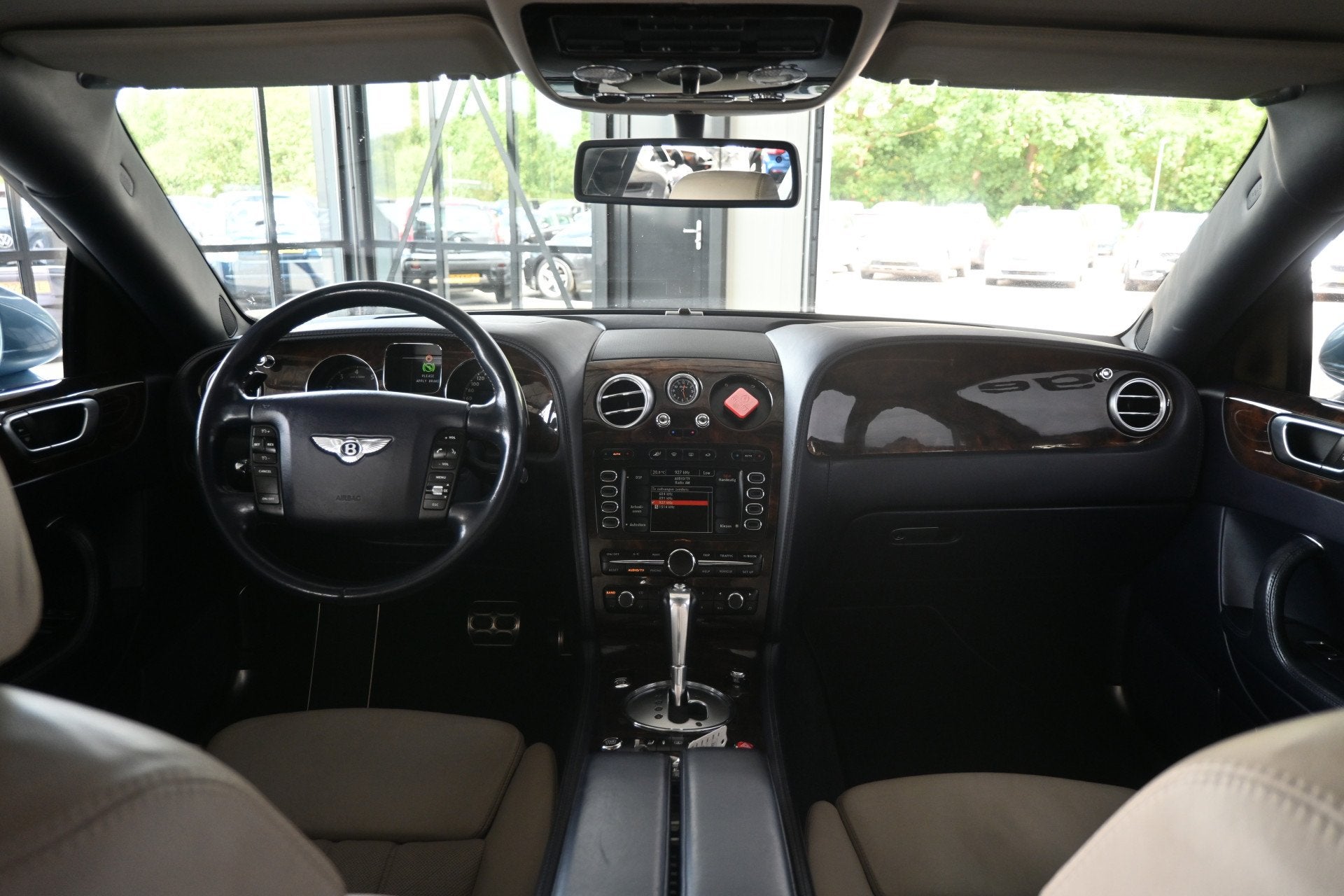 Bentley Continental Flying Spur 6.0 W12 NAP! Automaat Clima, Automaat, Gebruikt, Beige, 12 cilinders