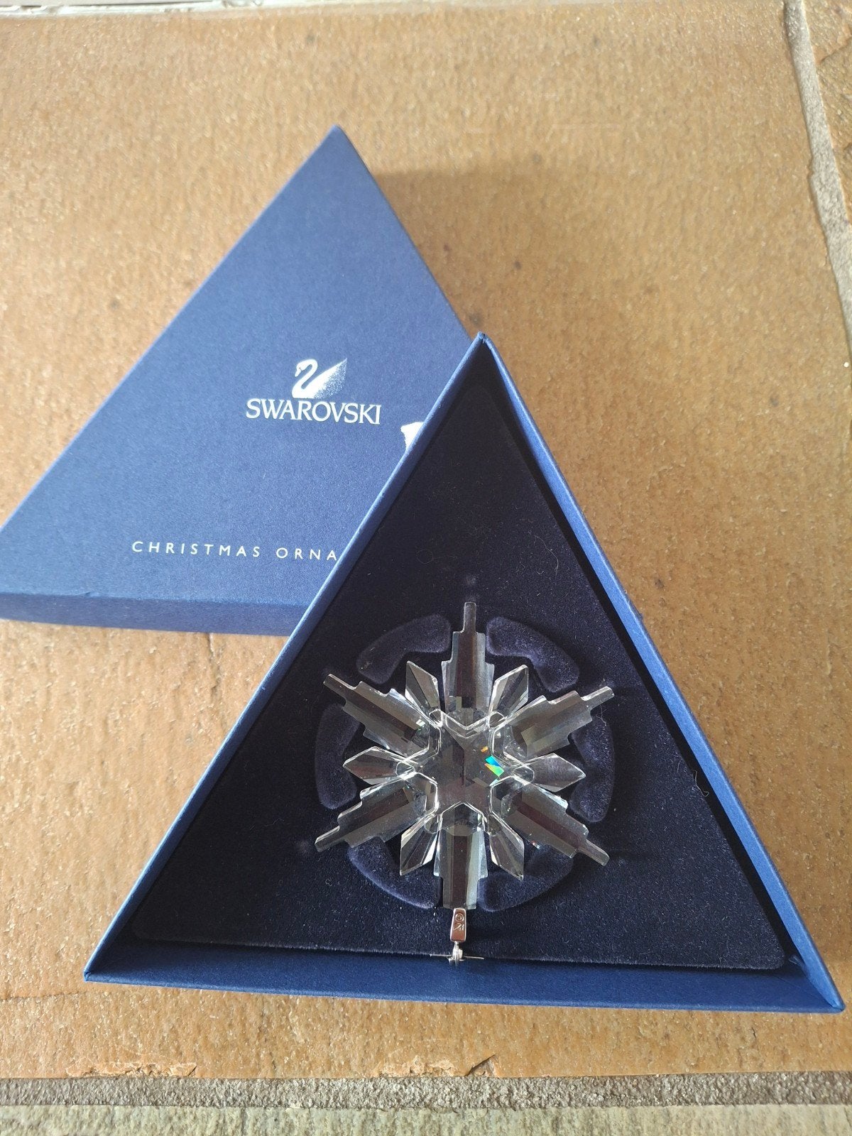 24. Swarovski kerstornament 2006 in doosje, Ophalen of Verzenden, Zo goed als nieuw, Figuurtje