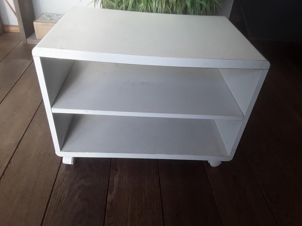Leuk bijzetkastje op wieltjes, Ophalen of Verzenden, Gebruikt