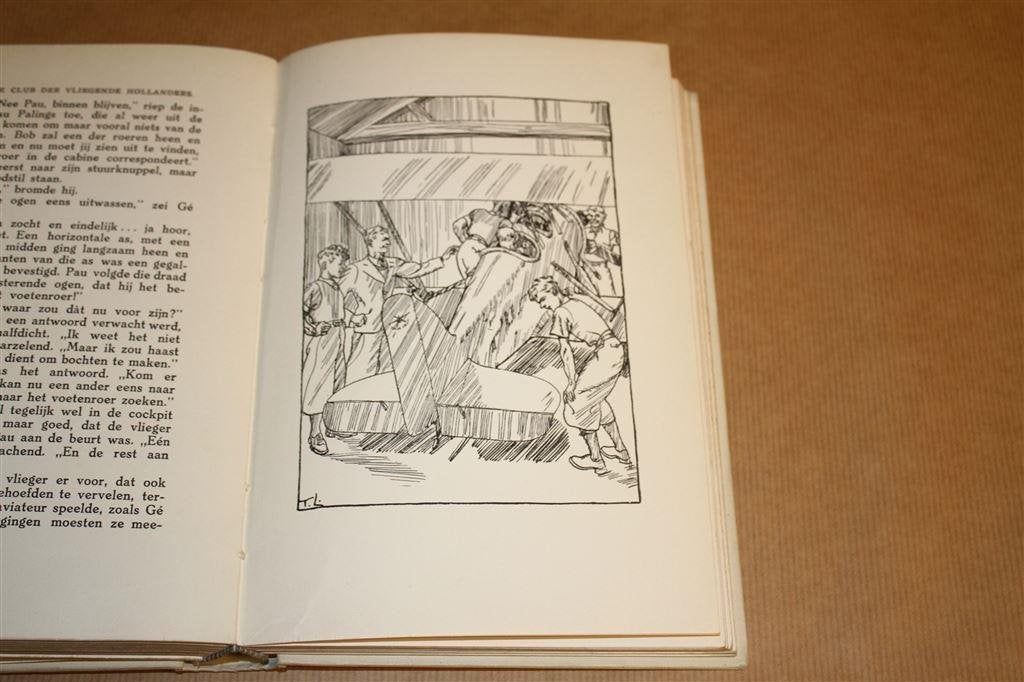 De club der Vliegende Hollanders. Mulders. Kluitman 1935., Ophalen of Verzenden, Gelezen
