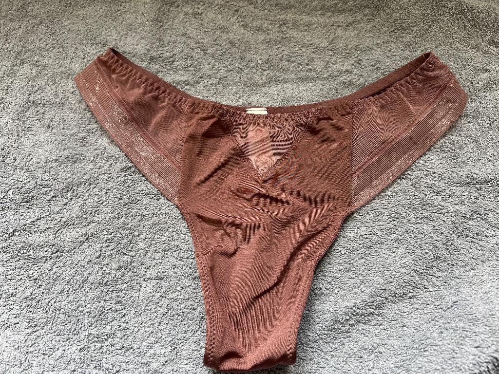 Prima Donna string maat 38 kleur satin Taupe, Prima Donna, Verzenden, Overige kleuren, String