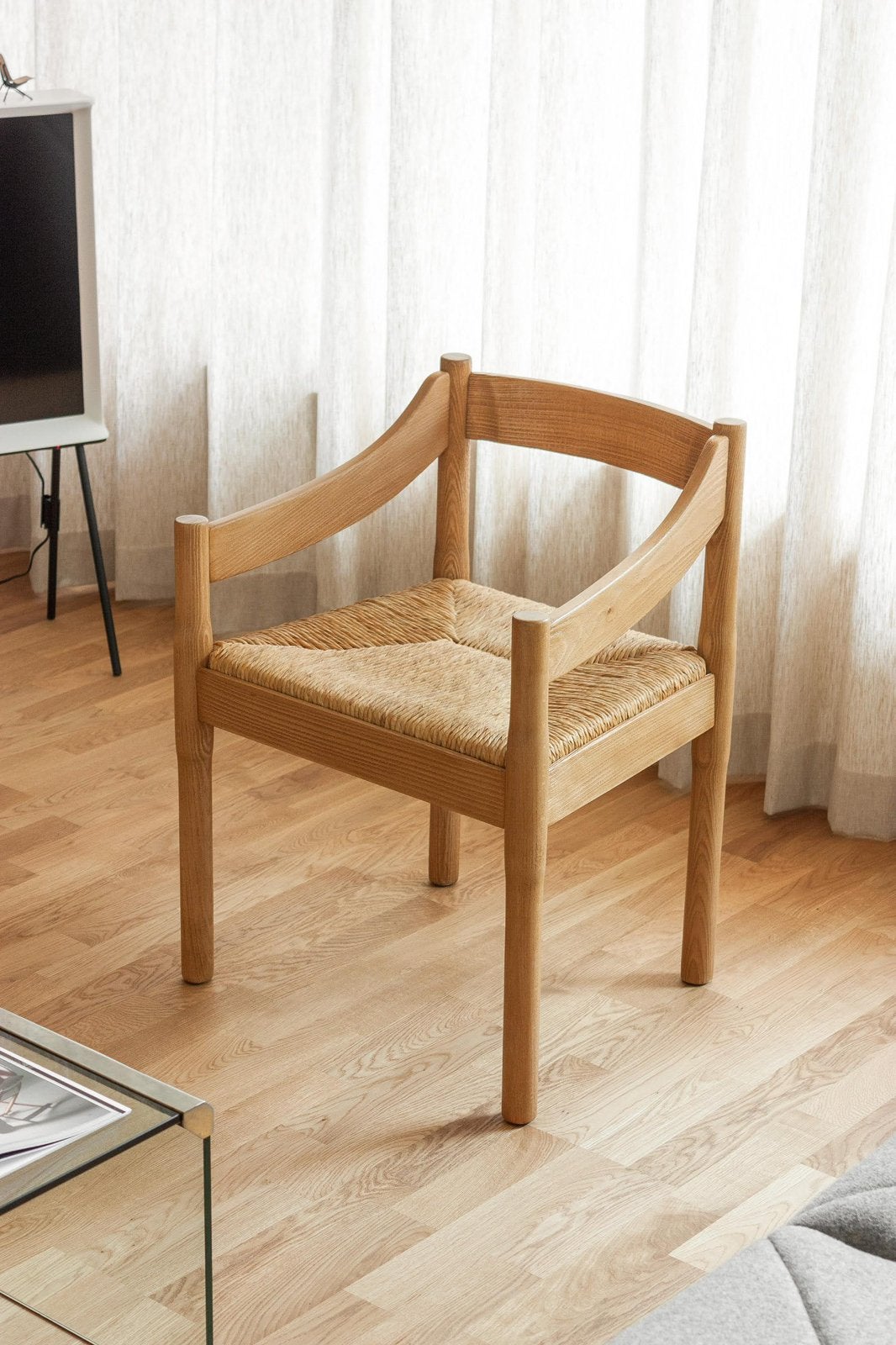 Carimate • Cassina • Vico Magistretti, Huis en Inrichting, Ophalen, Bruin, Hout, Zo goed als nieuw
