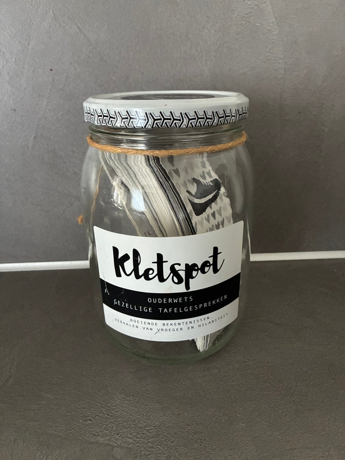 Kletspot, Ophalen of Verzenden, Zo goed als nieuw