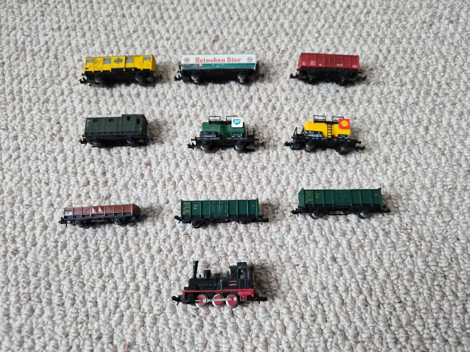Minitrix en Fleischmann wagons en loc N spoor 10 stuks, Gebruikt, Gelijkstroom, Trix, Wagon