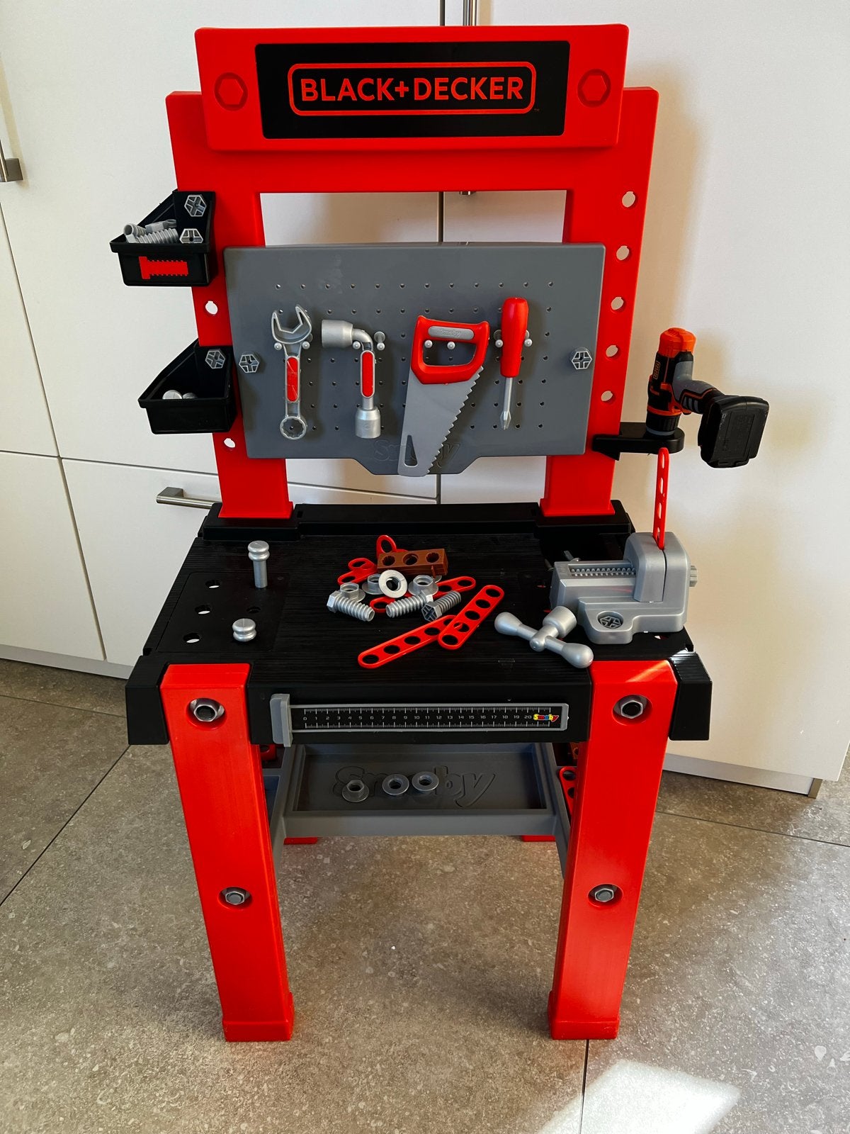 Smoby Black en Decker Werkbank met Gereedschap ALS NIEUW, Ophalen, Zo goed als nieuw, Bouwen