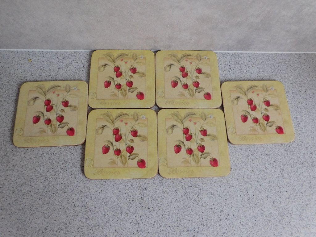 Set van 6 Aardbeien Onderzetters - 10x10 cm, Kurk, Glasonderzetter, Meerkleurig, Ophalen of Verzenden