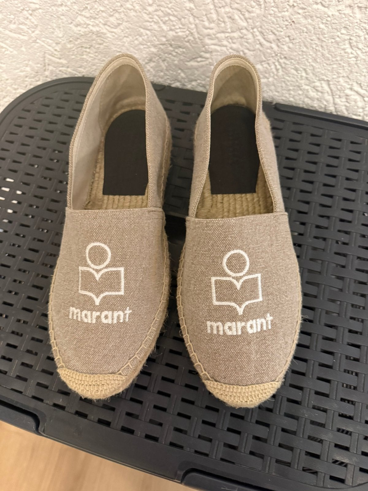 Marant schoentje, Ophalen of Verzenden, Zo goed als nieuw, Beige, Espadrilles of Moccasins