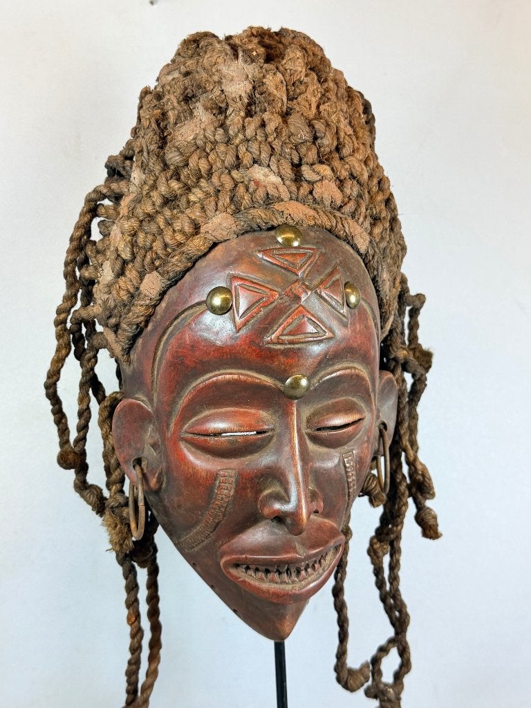 260728 - Afrikaans Mwana Pwo masker from the Chokwe - Congo., Ophalen of Verzenden