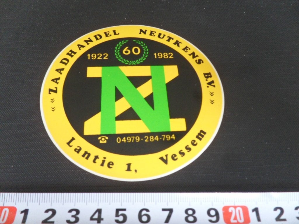 sticker Vessem Zaadhandel NEUTKENS BV 60 jaar 1922 - 1982, Ophalen of Verzenden, Zo goed als nieuw
