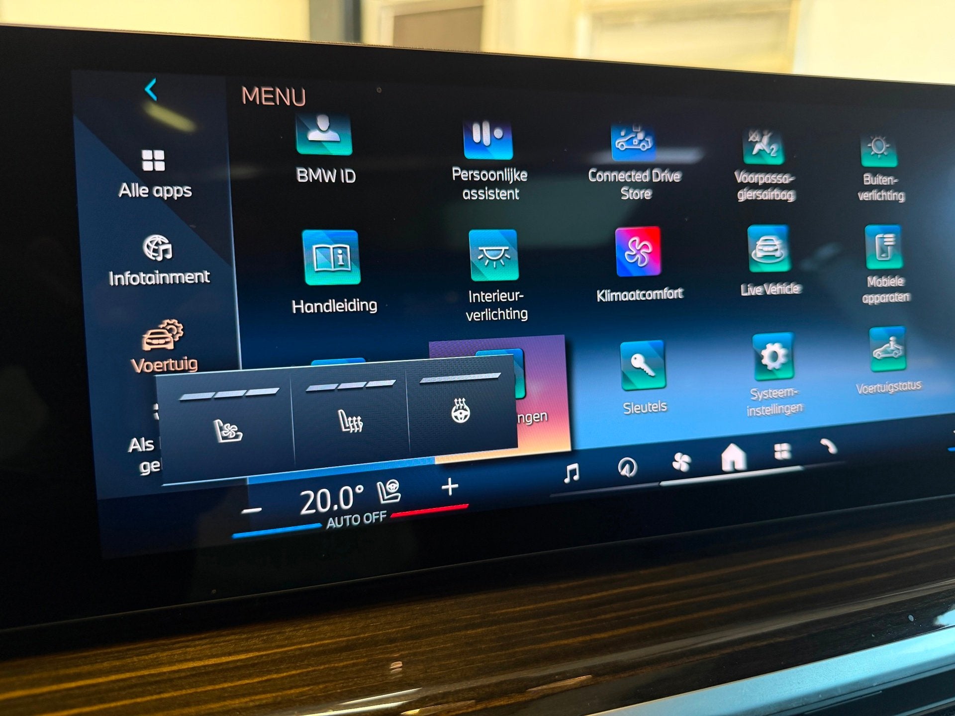Foto 19 van BMW X6 XDrive40i|St.Koeling|Pano|Massage|Softclose|Skylounge
