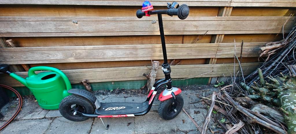 PUKY Grip Lite step met luchtbanden, zwaailicht en sirene, Ophalen, Gebruikt, Gewone step, PUKY