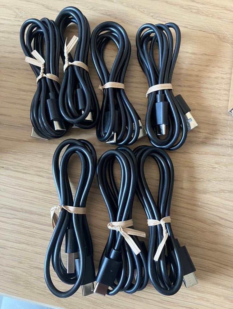 USB-C naar USB-A kabel, Ophalen of Verzenden, Zo goed als nieuw