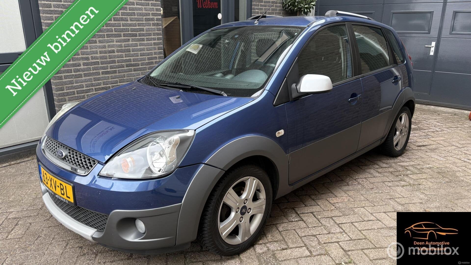 Ford Fiesta 1.4-16V Crossroad, Voorwielaandrijving, 15 km/l, 4 cilinders, Blauw